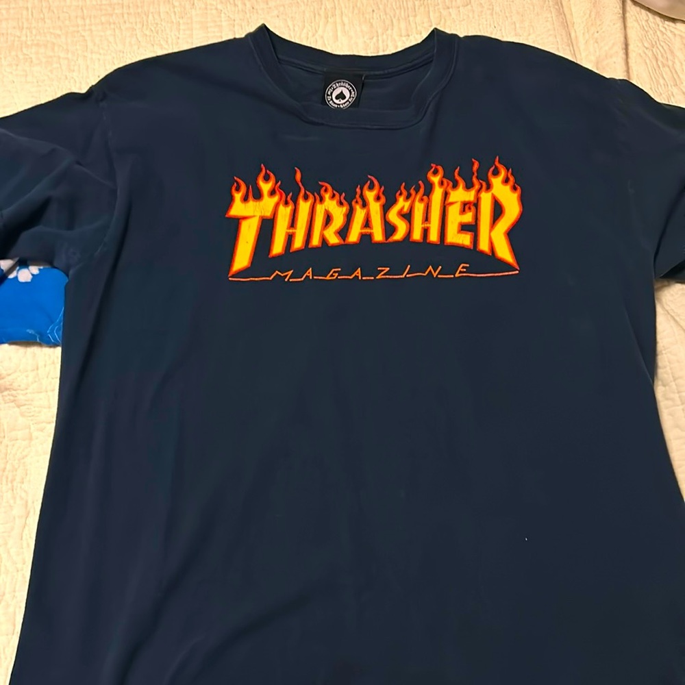 THRASHER T CLASSIC SZ L